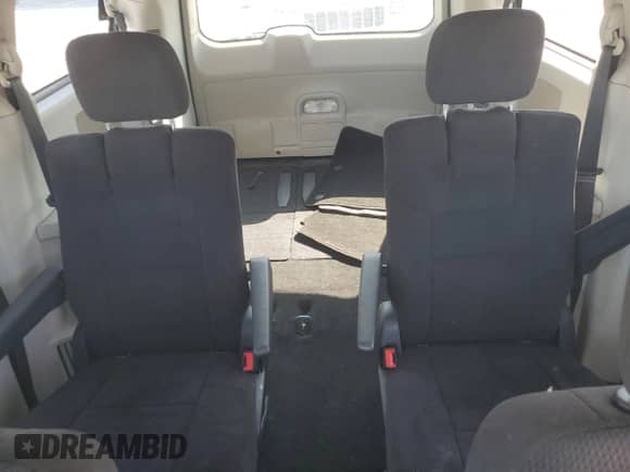 2014 Dodge Grand Caravan SE z VIN 2C4RDGBG9ER167369, wystawiony jako Copart lot #81378405 z przebiegiem 122 762 mil mil oraz Szkoda całkowita • Salvage title. Historia ofert i sprzedaży dostępna na DreamBid. Obrazek 10.