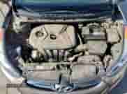 2013 Hyundai Elantra GLS с VIN 5NPDH4AE9DH280005, выставлен на аукционе Copart как лот 81735935 с пробегом 57 986 миль миль и Списание • Salvage title. История ставок и продаж доступна на DreamBid. Изображение 11.