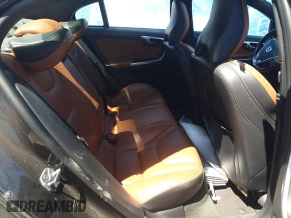 2015 Volvo S60 T6 Drive-E with VIN YV149MFK4F2336717, listed as a Copart auction lot 51391435 with Not provided miles and Salvage title. Bid and sale history available at DreamBid. Image 10.