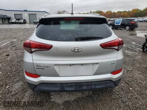 2016 Hyundai Tucson SE с VIN KM8J3CA42GU102784, выставлен на аукционе Copart как лот 82603145 с пробегом 123 987 миль миль и Чистый • Clean title. История ставок и продаж доступна на DreamBid. Изображение 6.