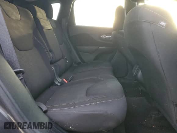 2016 Jeep Cherokee Latitude с VIN 1C4PJMCS8GW346059, выставлен на аукционе Copart как лот 86543395 с пробегом 132 731 миль миль и Списание • Salvage title. История ставок и продаж доступна на DreamBid. Изображение 11.