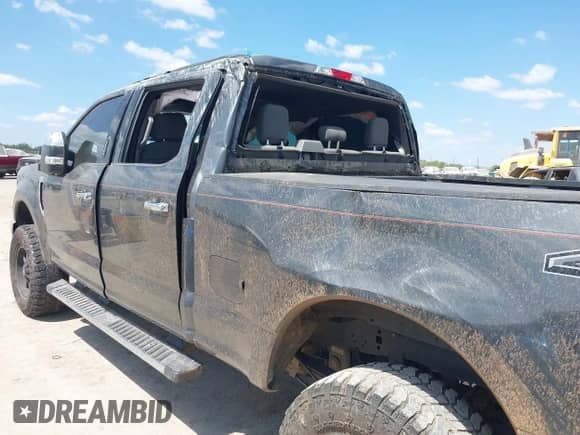 2019 Ford F-250 XL с VIN 1FT7W2B66KED82616, выставлен на аукционе IAAI как лот 43199480 с пробегом 149 292 миль миль и . История ставок и продаж доступна на DreamBid. Изображение 6.