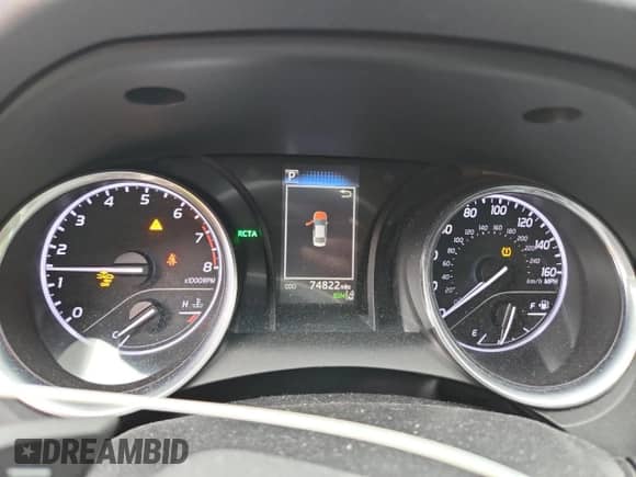 2020 Toyota Camry SE z VIN 4T1M11AKXLU962447, wystawiony jako Copart lot #89796125 z przebiegiem 74 822 mil mil oraz Szkoda całkowita • Salvage title. Historia ofert i sprzedaży dostępna na DreamBid. Obrazek 9.