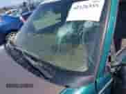 1996 Chevrolet S-10 LS z VIN 1GCCS19X5T8174486, wystawiony jako IAAI lot #42126355 z przebiegiem 242 683 mil mil oraz . Historia ofert i sprzedaży dostępna na DreamBid. Obrazek 6.