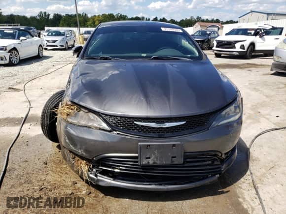 2017 Chrysler 200 Touring с VIN 1C3CCCFB8HN502109, выставлен на аукционе Copart как лот 71126045 с пробегом 85 525 миль миль и На запчасти • Non repairable. История ставок и продаж доступна на DreamBid. Изображение 5.