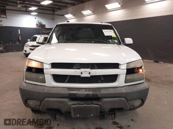 2005 Chevrolet Avalanche LS с VIN 3GNGK22G05G118929, выставлен на аукционе IAAI как лот 42364988 с пробегом 280 772 миль миль и . История ставок и продаж доступна на DreamBid. Изображение 12.