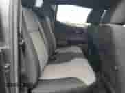 2022 Toyota Tacoma SR с VIN 3TMCZ5AN8NM503984, выставлен на аукционе Copart как лот 89870775 с пробегом 6 091 миль миль и Чистый • Clean title. История ставок и продаж доступна на DreamBid. Изображение 10.