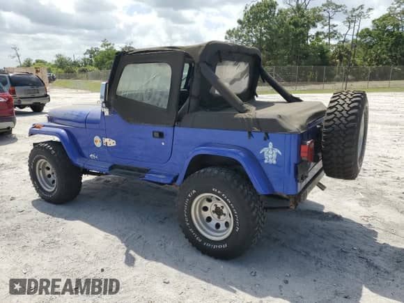 1990 Jeep Wrangler z VIN 2J4FY39T8LJ519849, wystawiony jako Copart lot #50917265 z przebiegiem 153 966 mil mil oraz Czysty tytuł • Clean title. Historia ofert i sprzedaży dostępna na DreamBid. Obrazek 2.