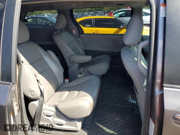 2015 Toyota Sienna Limited with VIN 5TDDK3DC9FS122170, listed as a Copart auction lot 80334705 with 150,874 mi miles and Salvage title. Bid and sale history available at DreamBid. Image 11.