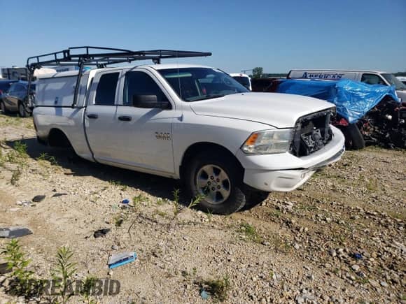 2013 Ram 1500 Tradesman z VIN 1C6RR7FP6DS645313, wystawiony jako Copart lot #57781625 z przebiegiem 299 001 mil mil oraz Szkoda całkowita • Salvage title. Historia ofert i sprzedaży dostępna na DreamBid. Obrazek 4.