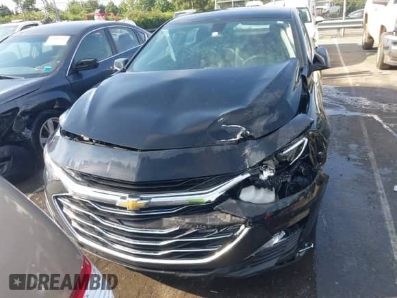 2022 Chevrolet Malibu LT z VIN 1G1ZD5ST9NF131912, wystawiony jako IAAI lot #43010172 z przebiegiem 91 495 mil mil oraz . Historia ofert i sprzedaży dostępna na DreamBid. Obrazek 12.