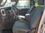 2024 Jeep Wrangler Sport S с VIN 1C4RJXN6XRW121252, выставлен на аукционе Copart как лот 65005525 с пробегом 20 476 миль миль и Списание • Salvage title. История ставок и продаж доступна на DreamBid. Изображение 7.