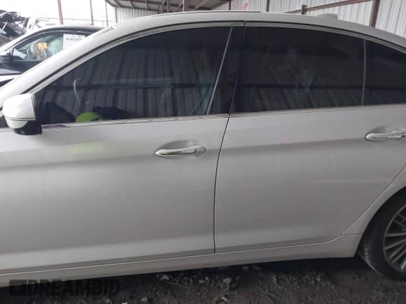 2017 BMW 5 Series 540i с VIN WBAJE5C38HG915249, выставлен на аукционе IAAI как лот 41472001 с пробегом 54 396 миль миль и . История ставок и продаж доступна на DreamBid. Изображение 15.