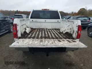 2008 Chevrolet Silverado 1500 1LT z VIN 2GCEC19J581132699, wystawiony jako Copart lot #82658015 z przebiegiem Nie podano mil oraz Czysty tytuł • Clean title. Historia ofert i sprzedaży dostępna na DreamBid. Obrazek 6.