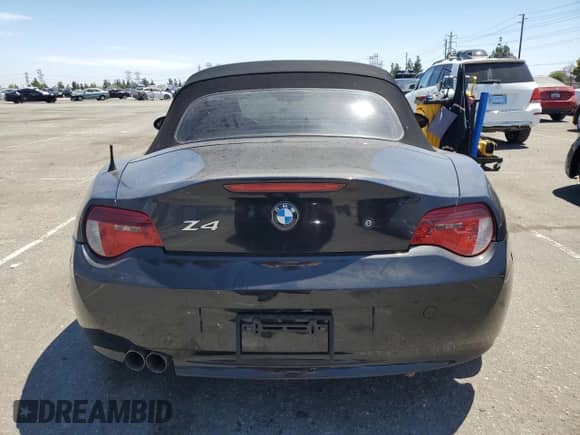 2006 BMW Z4 3.0si с VIN 4USBU53586LX01503, выставлен на аукционе Copart как лот 64244495 с пробегом 116 616 миль миль и Списание • Salvage title. История ставок и продаж доступна на DreamBid. Изображение 6.