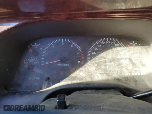 2000 Dodge 1500 with VIN 1B7HF13Z5YJ190790, listed as a Copart auction lot 87027165 with 128,358 mi miles and Salvage title. Bid and sale history available at DreamBid. Image 9.
