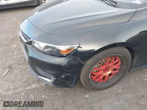 2018 Chevrolet Malibu LT z VIN 1G1ZD5ST3JF152636, wystawiony jako IAAI lot #43525579 z przebiegiem 135 976 mil mil oraz . Historia ofert i sprzedaży dostępna na DreamBid. Obrazek 18.