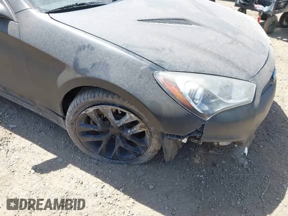 2013 Hyundai Genesis Coupe R-Spec with VIN KMHHT6KD4DU089126, listed as a IAAI auction lot 41851301 with 104,270 mi miles and . Bid and sale history available at DreamBid. Image 6.