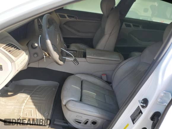 2016 Hyundai Genesis 3.8L z VIN KMHGN4JE3GU137580, wystawiony jako Copart lot #70506344 z przebiegiem 75 158 mil mil oraz Szkoda całkowita • Salvage title. Historia ofert i sprzedaży dostępna na DreamBid. Obrazek 7.