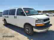 2008 Chevrolet Express Passenger с VIN 1GAHG39K581159910, выставлен на аукционе Copart как лот 69902225 с пробегом 159 281 миль миль и На запчасти • Non repairable. История ставок и продаж доступна на DreamBid. Изображение 4.