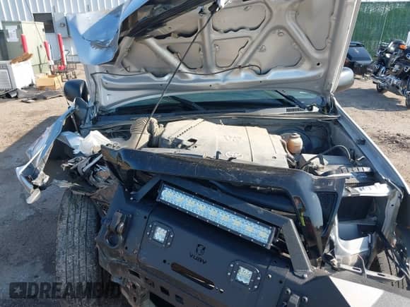 2005 Toyota Tacoma с VIN 5TEMU52N95Z012375, выставлен на аукционе IAAI как лот 43032113 с пробегом 120 468 миль миль и . История ставок и продаж доступна на DreamBid. Изображение 10.