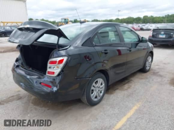 2018 Chevrolet Sonic LS с VIN 1G1JB5SHXJ4115187, выставлен на аукционе IAAI как лот 43043545 с пробегом 39 000 миль миль и . История ставок и продаж доступна на DreamBid. Изображение 4.