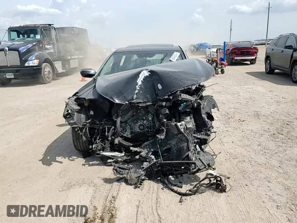 2016 Hyundai Equus Signature with VIN KMHGH4JH7GU101103, listed as a Copart auction lot 66490045 with 30,977 mi miles and Salvage title. Bid and sale history available at DreamBid. Image 13.