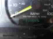 1999 Chevrolet Blazer LS z VIN 1GNCS13W0X2133425, wystawiony jako Copart lot #81930324 z przebiegiem 224 669 mil mil oraz Szkoda całkowita • Salvage title. Historia ofert i sprzedaży dostępna na DreamBid. Obrazek 9.