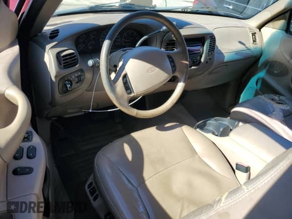 1998 Ford F-150 с VIN 2FTZX18WXWCA79227, выставлен на аукционе Copart как лот 87049605 с пробегом 160 631 миль миль и Списание • Salvage title. История ставок и продаж доступна на DreamBid. Изображение 8.