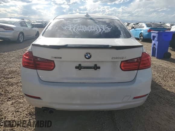 2013 BMW 3 Series 328i xDrive с VIN WBA3B3C50DF536866, выставлен на аукционе Copart как лот 80294985 с пробегом 146 381 миль миль и На запчасти • Non repairable. История ставок и продаж доступна на DreamBid. Изображение 6.
