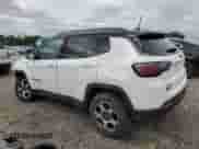 2022 Jeep Compass Trailhawk с VIN 3C4NJDDB2NT161918, выставлен на аукционе Copart как лот 63534165 с пробегом 72 490 миль миль и Списание • Salvage title. История ставок и продаж доступна на DreamBid. Изображение 2.