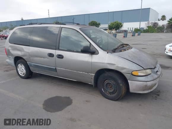 1997 Dodge Caravan SE с VIN 2B4GP44R8VR245147, выставлен на аукционе IAAI как лот 43528842 с пробегом Не указан миль и . История ставок и продаж доступна на DreamBid. Изображение 1.