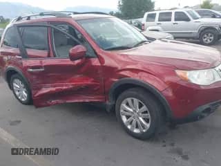 2012 Subaru Forester X Limited z VIN JF2SHBEC8CH455394, wystawiony jako IAAI lot #42730885 z przebiegiem 140 778 mil mil oraz . Historia ofert i sprzedaży dostępna na DreamBid. Obrazek 1.