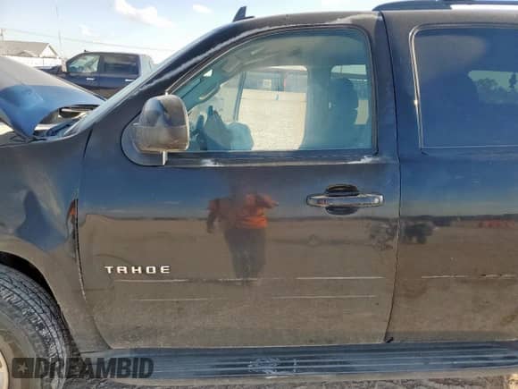 2011 Chevrolet Tahoe LS с VIN 1GNSCAE03BR311622, выставлен на аукционе Copart как лот 85894315 с пробегом 242 469 миль миль и Списание • Salvage title. История ставок и продаж доступна на DreamBid. Изображение 7.