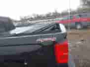 2017 Chevrolet Silverado 1500 LTZ z VIN 3GCUKSEC5HG161820, wystawiony jako IAAI lot #42139613 z przebiegiem 71 485 mil mil oraz . Historia ofert i sprzedaży dostępna na DreamBid. Obrazek 18.