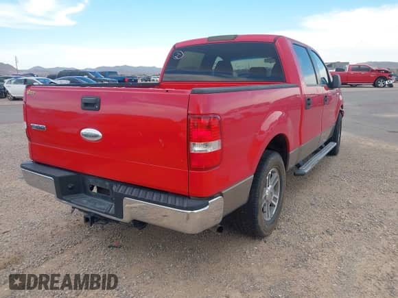 2006 Ford F-150 XLT z VIN 1FTRW12W16KC00590, wystawiony jako IAAI lot #42645572 z przebiegiem Nie podano mil oraz . Historia ofert i sprzedaży dostępna na DreamBid. Obrazek 4.