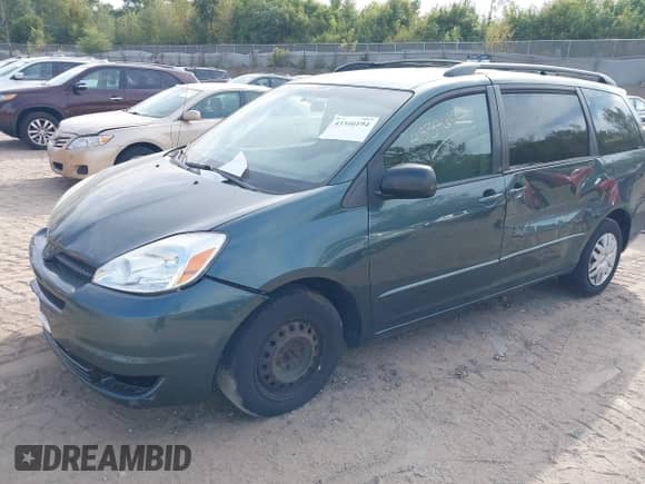 2005 Toyota Sienna CE with VIN 5TDZA23C75S295916, listed as a IAAI auction lot 43346194 with 167,961 mi miles and . Bid and sale history available at DreamBid. Image 2.