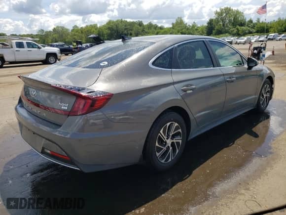 2020 Hyundai Sonata Blue с VIN KMHL24JJ0LA009538, выставлен на аукционе Copart как лот 65556685 с пробегом 103 961 миль миль и Списание • Salvage title. История ставок и продаж доступна на DreamBid. Изображение 3.