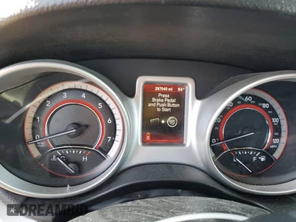 2015 Dodge Journey SXT with VIN 3C4PDCBG3FT701724, listed as a Copart auction lot 82684645 with 297,040 mi miles and Clean title. Bid and sale history available at DreamBid. Image 9.