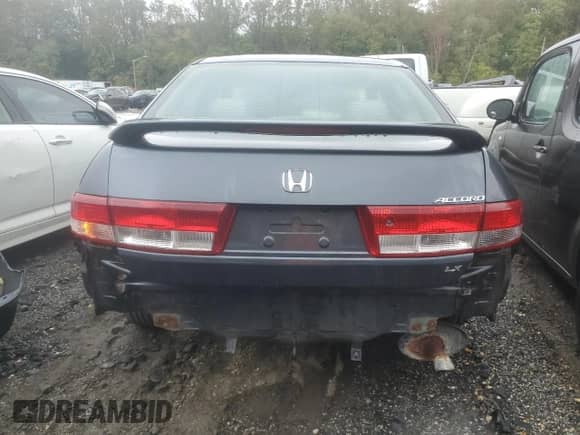 2003 Honda Accord LX with VIN 1HGCM56393A075120, listed as a Copart auction lot 83962375 with 163,687 mi miles and Salvage title. Bid and sale history available at DreamBid. Image 6.