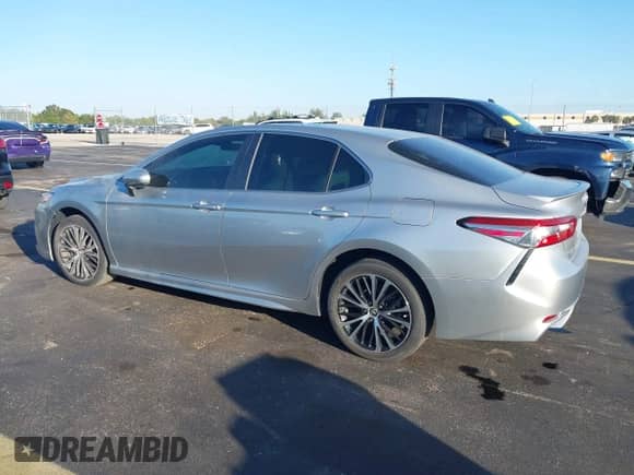 2018 Toyota Camry SE с VIN 4T1B11HK2JU108174, выставлен на аукционе IAAI как лот 43536123 с пробегом 9 549 миль миль и . История ставок и продаж доступна на DreamBid. Изображение 3.
