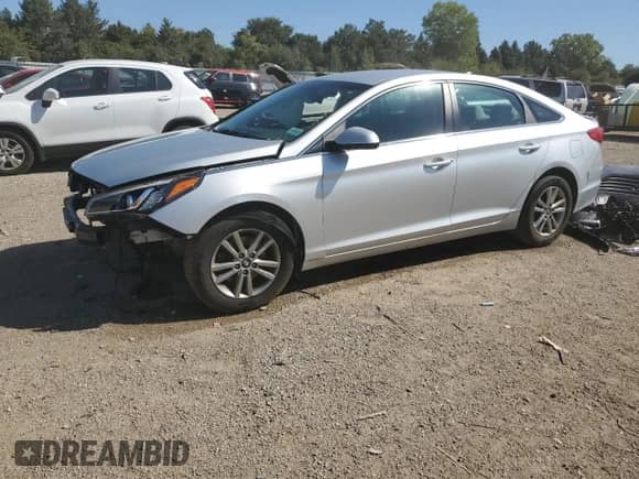2017 Hyundai Sonata 2.4L с VIN 5NPE24AF7HH443769, выставлен на аукционе Copart как лот 80664195 с пробегом 90 049 миль миль и Списание • Salvage title. История ставок и продаж доступна на DreamBid. Изображение 1.