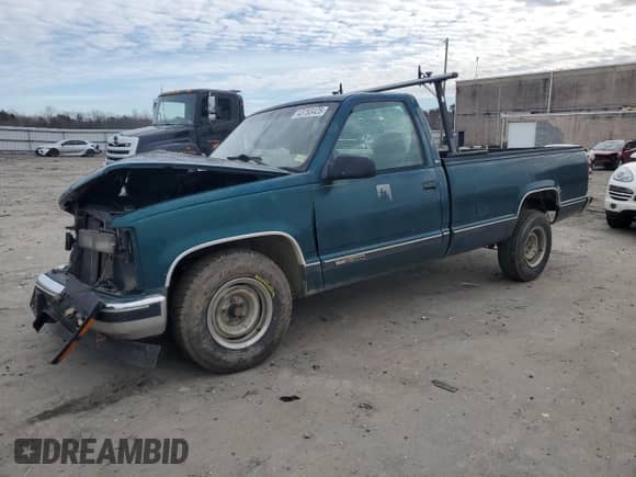 1996 GMC Sierra 1500 с VIN 1GTEC14W4TZ530991, выставлен на аукционе Copart как лот 43783425 с пробегом 243 467 миль миль и Списание • Salvage title. История ставок и продаж доступна на DreamBid. Изображение 1.