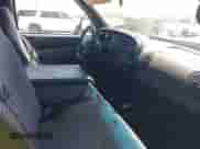 2001 Dodge 1500 z VIN 3B7HC13Y41G771057, wystawiony jako IAAI lot #42592733 z przebiegiem 98 028 mil mil oraz . Historia ofert i sprzedaży dostępna na DreamBid. Obrazek 5.