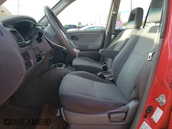2003 Chevrolet Tracker с VIN 2CNBE13CX36943395, выставлен на аукционе Copart как лот 70964574 с пробегом 118 975 миль миль и Списание • Salvage title. История ставок и продаж доступна на DreamBid. Изображение 7.