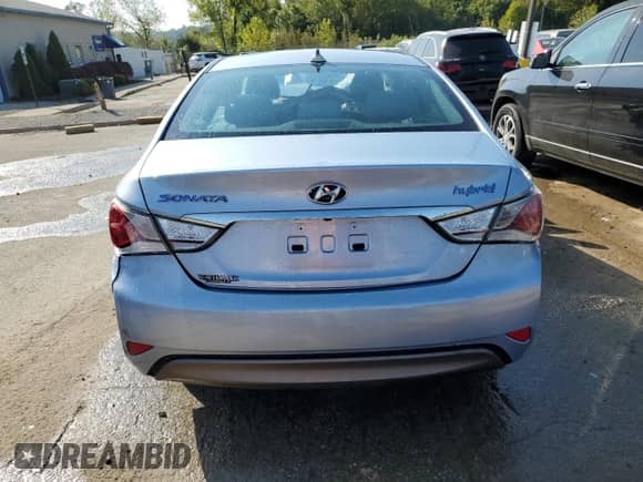 2014 Hyundai Sonata Limited with VIN KMHEC4A40EA116785, listed as a Copart auction lot 68927554 with Not provided miles and Non repairable. Bid and sale history available at DreamBid. Image 6.