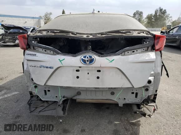 2020 Toyota Prius LE with VIN JTDKARFP6L3146095, listed as a Copart auction lot 71059215 with 112,994 mi miles and Salvage title. Bid and sale history available at DreamBid. Image 6.