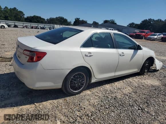 2013 Toyota Camry L с VIN 4T4BF1FK1DR274801, выставлен на аукционе Copart как лот 70643985 с пробегом 250 803 миль миль и Списание • Salvage title. История ставок и продаж доступна на DreamBid. Изображение 3.