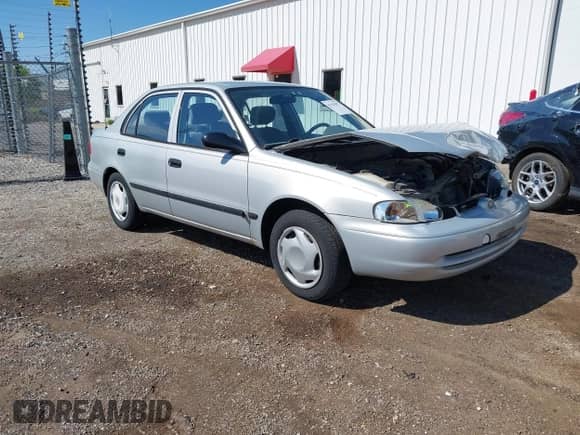 2001 Chevrolet Prizm z VIN 1Y1SK52871Z425579, wystawiony jako IAAI lot #42193987 z przebiegiem 119 130 mil mil oraz . Historia ofert i sprzedaży dostępna na DreamBid. Obrazek 1.