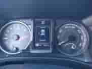 2019 Toyota Tacoma SR5 с VIN 3TMAZ5CN5KM108077, выставлен на аукционе IAAI как лот 43123344 с пробегом 64 420 миль миль и . История ставок и продаж доступна на DreamBid. Изображение 7.